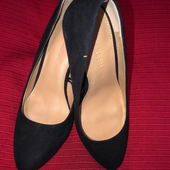 Black suede-like pumps.  Any 3 for $40!! - Picture 5 of 10